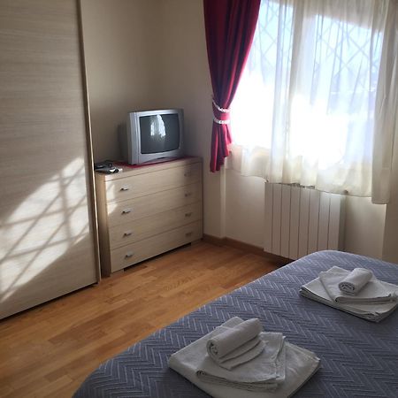 Bed&Breakfast Riccio&Lella 피우미치노 외부 사진