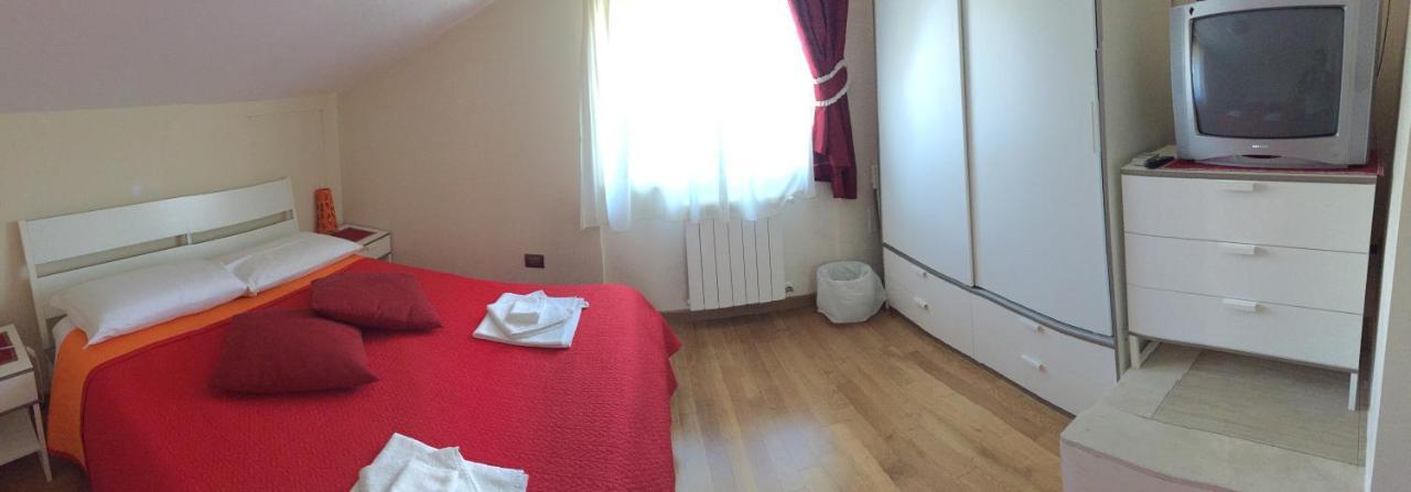 Bed&Breakfast Riccio&Lella 피우미치노 외부 사진
