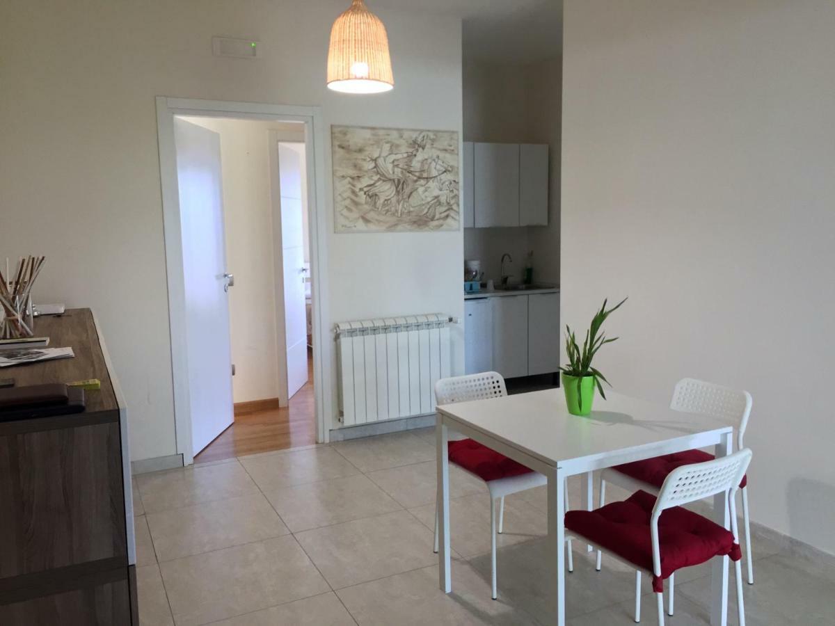 Bed&Breakfast Riccio&Lella 피우미치노 외부 사진