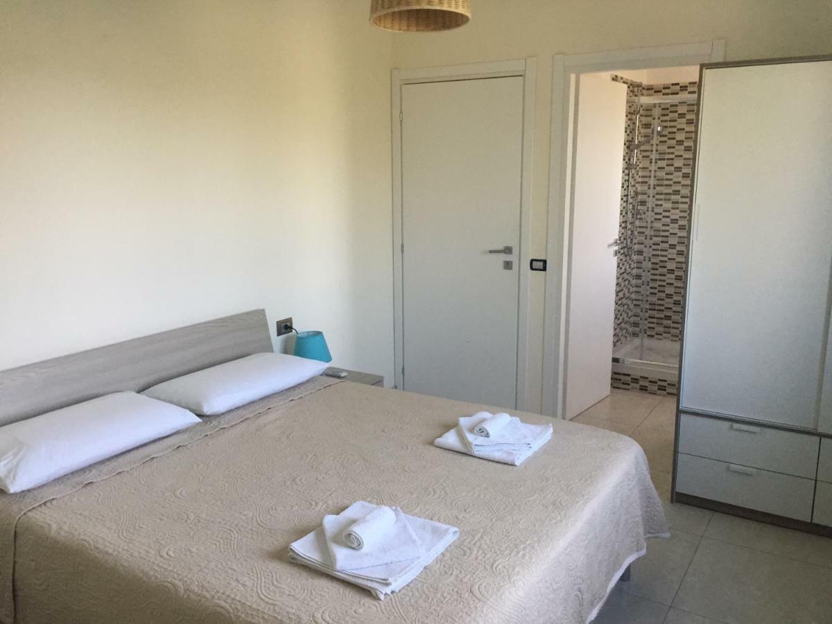 Bed&Breakfast Riccio&Lella 피우미치노 외부 사진